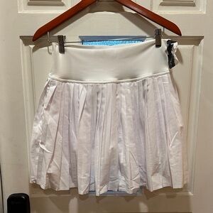 FORAY GOLF White Pleated Skirt